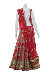 Bridal lehenga choli in Red color