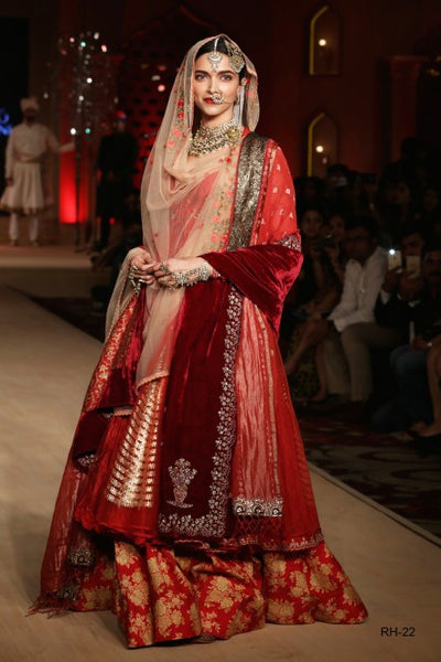 bajirao mastani dress designer name BajiRao-Mastani Anju Modi