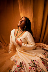 Mesmerizing Cream Color Floor-length Partywear Gown