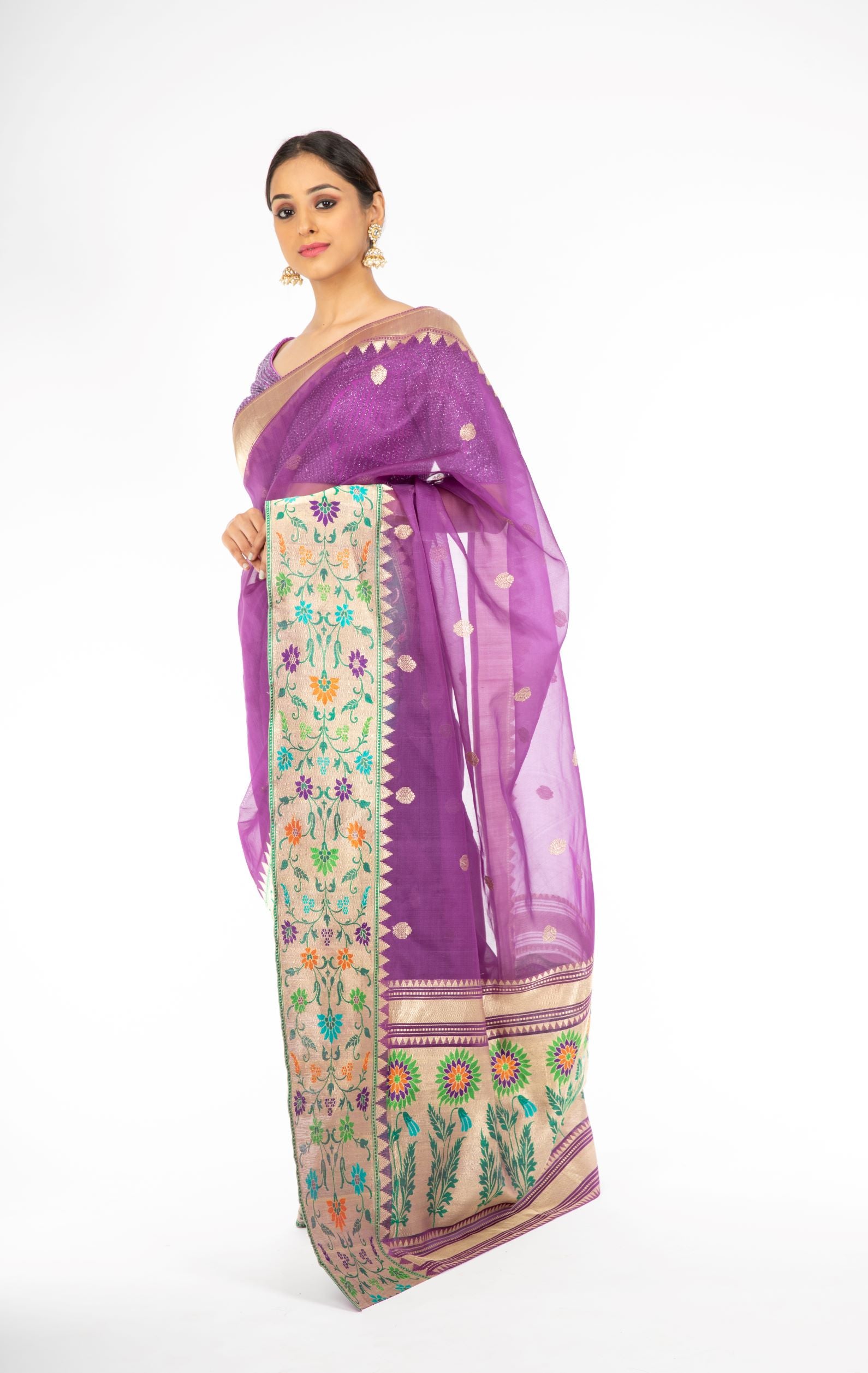 Engrossing Bright Violet Handloom Saree with Paithani Border and Pallu