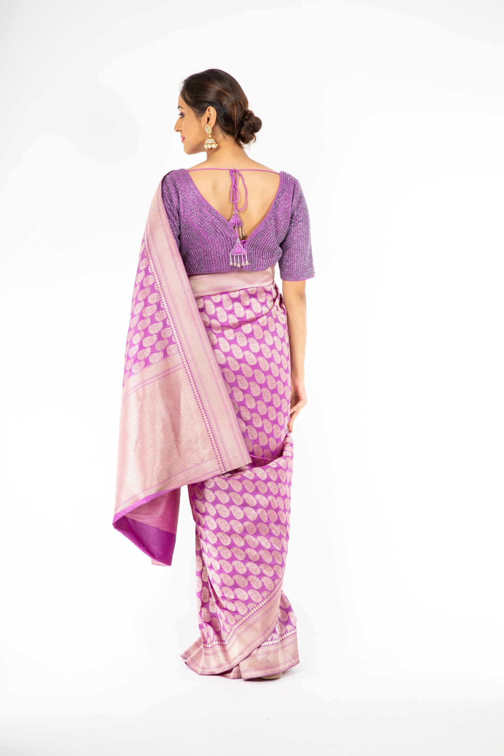 Marvelous Lavender Color Handloom Saree