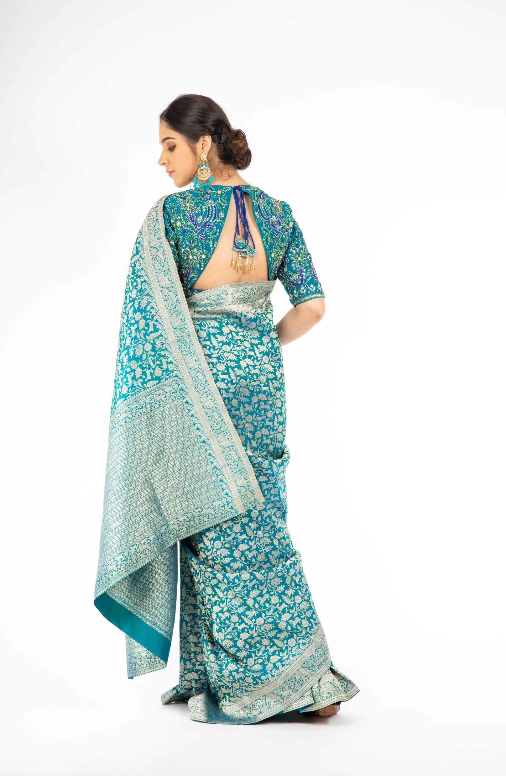 Marvelous Peacock Blue Handloom Banarasi Saree