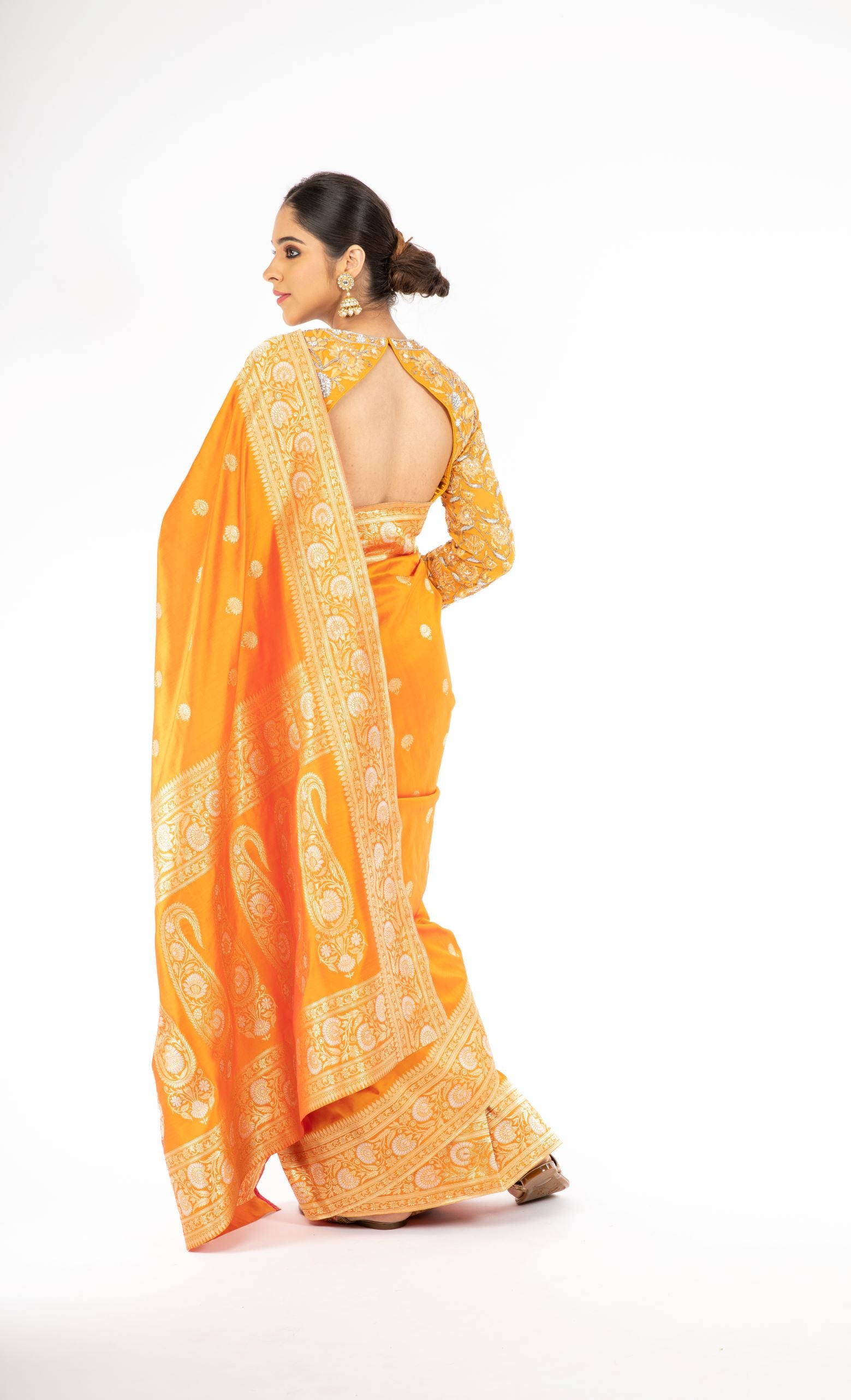 Sophisticated Mustard Yellow Handloom Pure Silk Saree