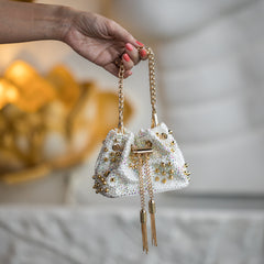 Daisy Mini Bag In White Color