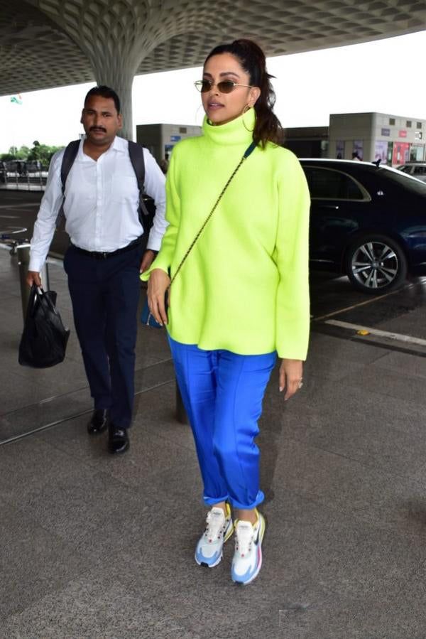 Deepika Padukone was the front row guest at Paris Fashion Week, here's what  she wore! - Times of India