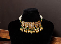 Emerald Green Ahmedabadi Paachi Kundan Choker Necklace Jahan