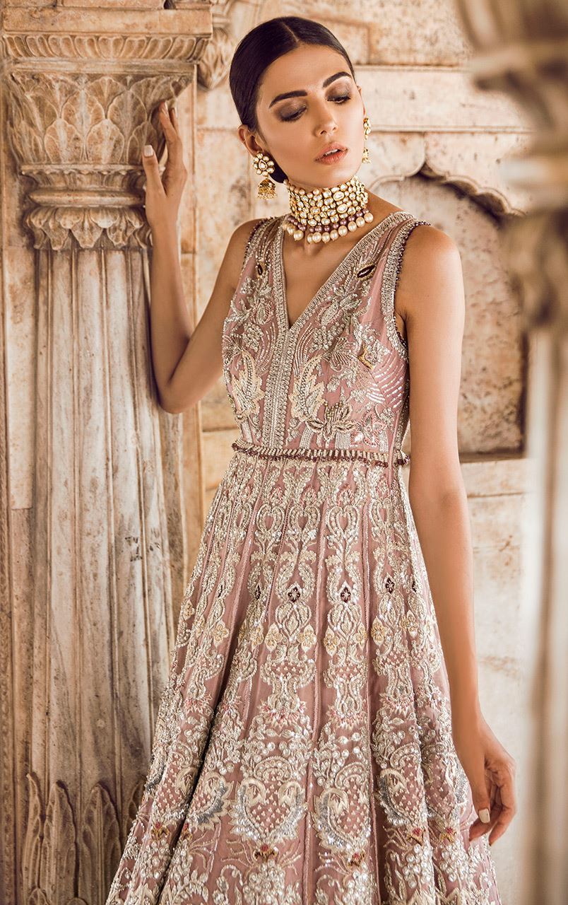 Rose gold train gown – Ricco India
