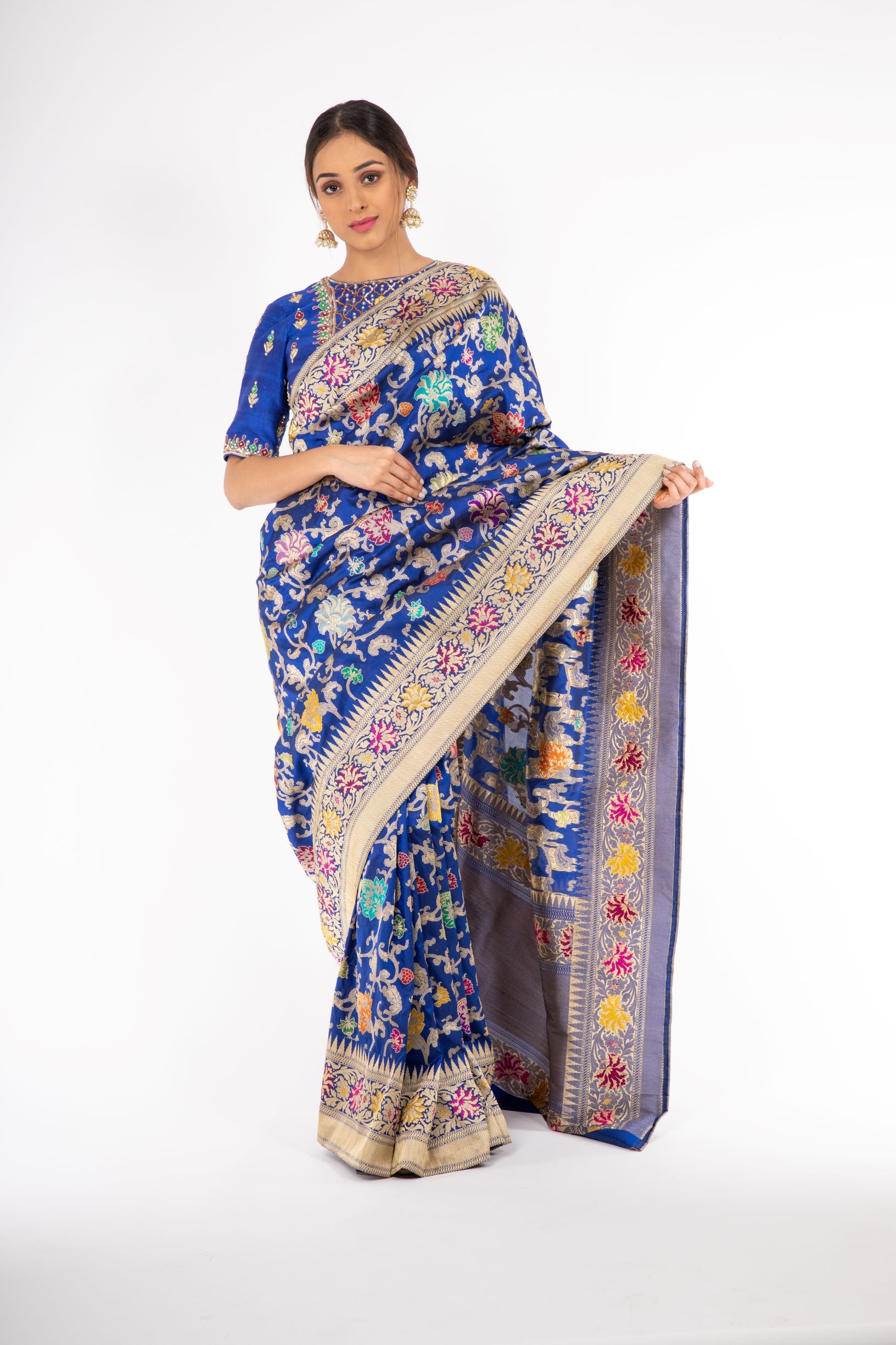 Marvelous Royal Blue Handloom Saree with Minakari Butta Kadwa Weaving
