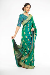 Ravishing Green and Blue Double Shaded Handloom Saree with Kadwa Weaving